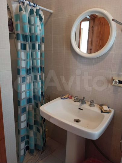 2-к. квартира, 48 м², 4/4 эт.