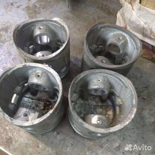 Поршни москвич ф82