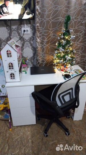 Компьютерное офисное кресло