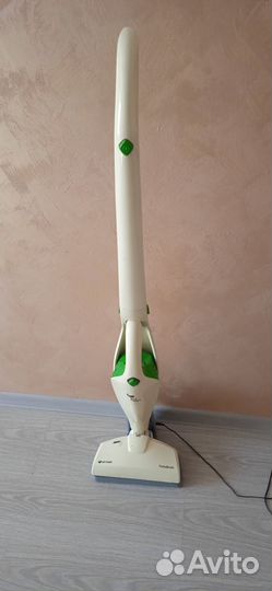 Пылесос вертикальный