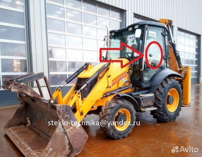 Стекло дверное на экскаватор погрузчик JCB 3CX 4CX