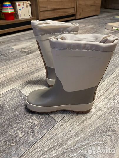 Резиновые сапоги