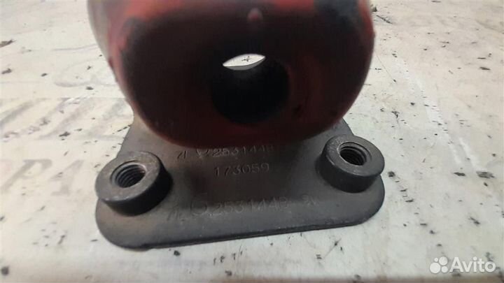 Кронштейн глушителя Audi A4 (B8) 2007-2015