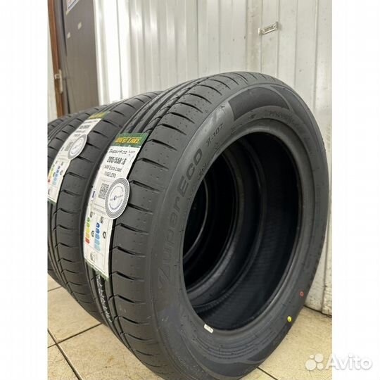 Westlake Zuper Eco Z-107 245/35 R19