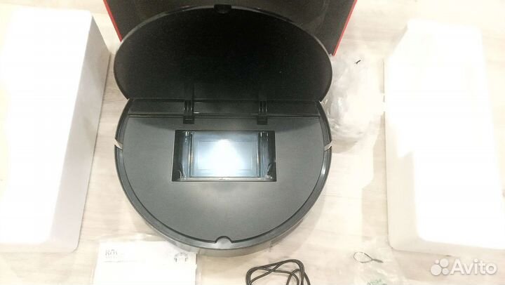 Royal WellFort робот пылесос