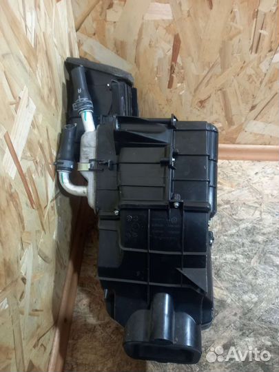 Печка в сборе пассажиров сзади VW Транспортер Т5