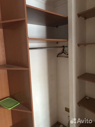 Полки встроенный шкаф