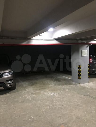 Машиноместо, 15 м²