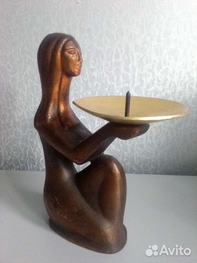 Старинный бронзовый подсвечник Девушка с разносом