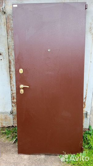 Дверь металлическая
