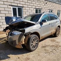 Chevrolet Captiva 2.4 AT, 2012, битый, 175 000 км, с пробегом, цена 475 000 руб.