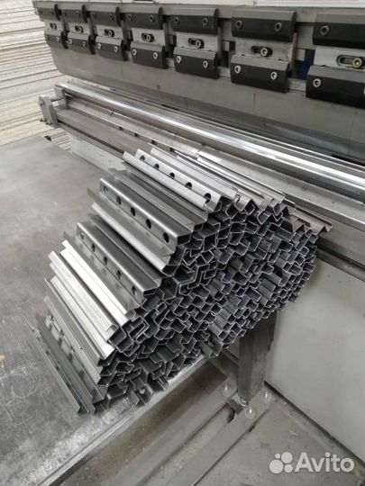 Рубка металла на гильотине до 5 мм