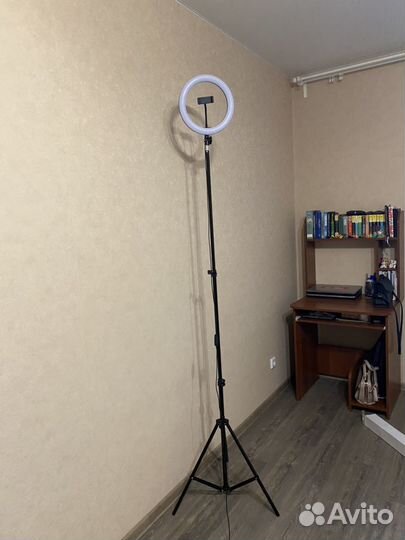 Кольцевая лампа