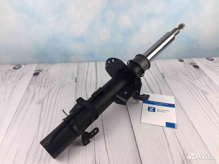 Амортизатор LR Range Rover Evoque передний правый