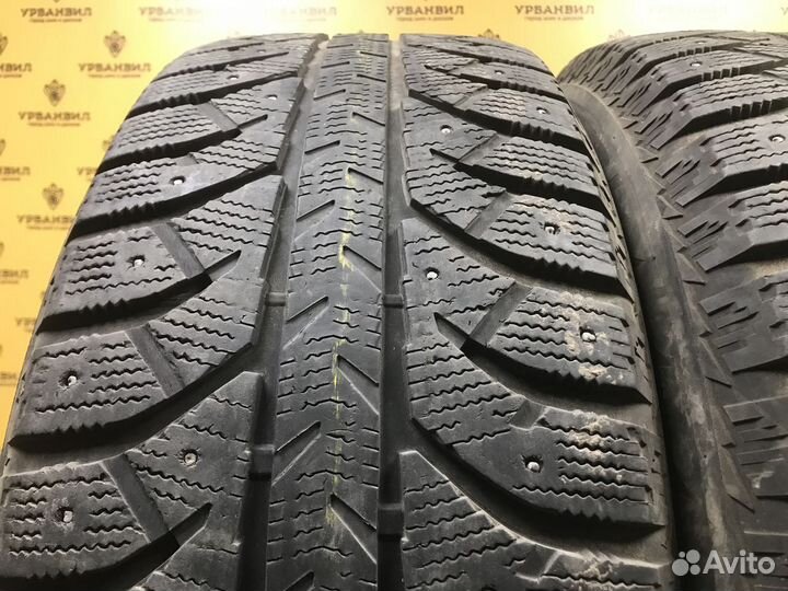 Bridgestone Ice Cruiser 7000 275/65 R17 119T