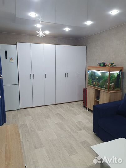 Аквариум с тумбой