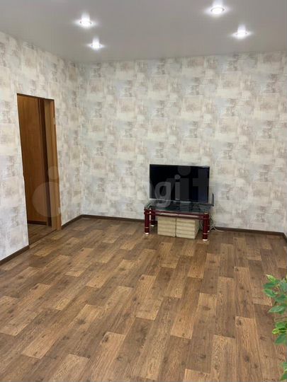 2-к. квартира, 52,9 м², 1/9 эт.