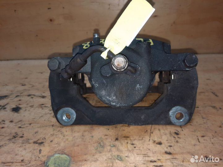 Суппорт передний левый Mazda Atenza GH5FW L5VE