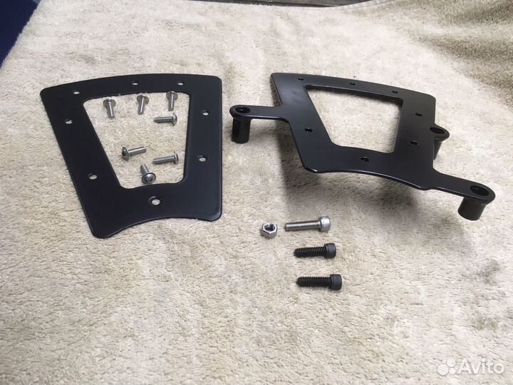 Кронштейн боковой сумки Harley Davidson