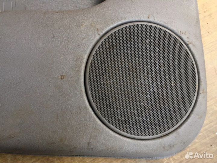 Обшивка двери задняя левая Citroen Xsara Picasso