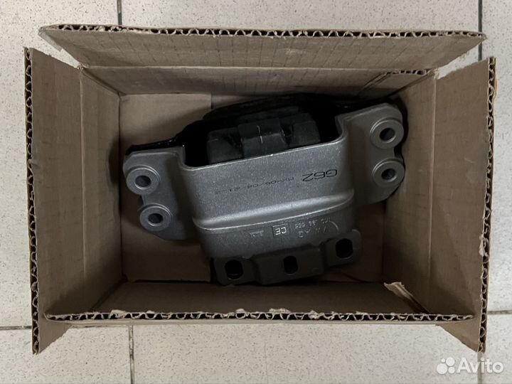 Опора кпп VW Passat B7. 1K0199555CE