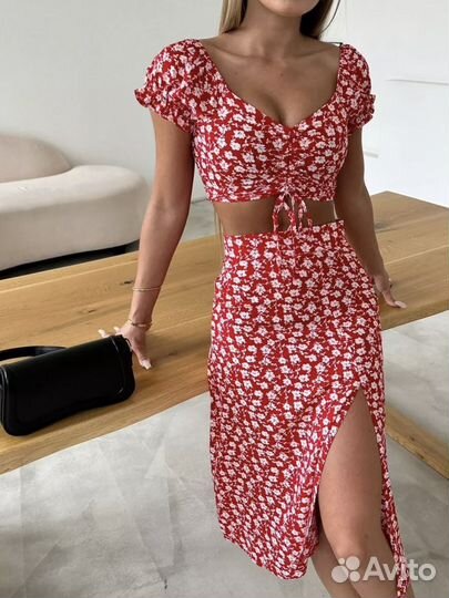 Летнее платье / летний костюм топ + юбка