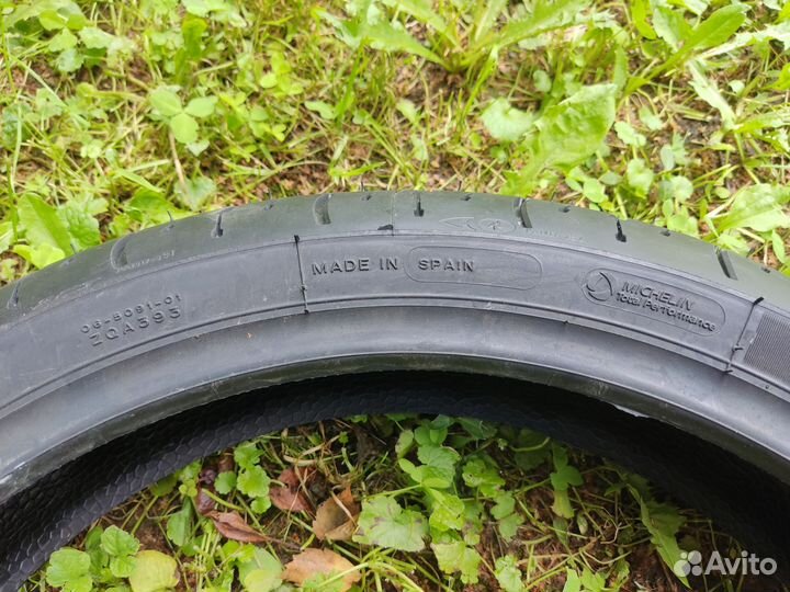 Michelin pilot Road 4 / 120 70 R17