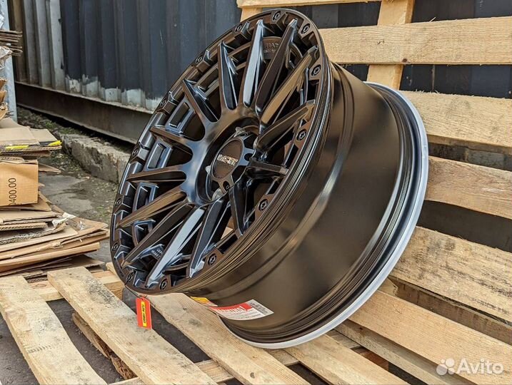 Оригинальные диски MAT F1907 R18 на Jeep Wrangler