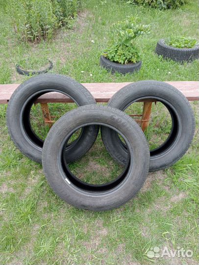 Goodyear EfficientGrip SUV 4x4 215/60 R17 96