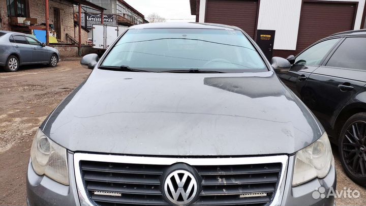 Лобовое стекло VW Passat B6 (2005-2010)