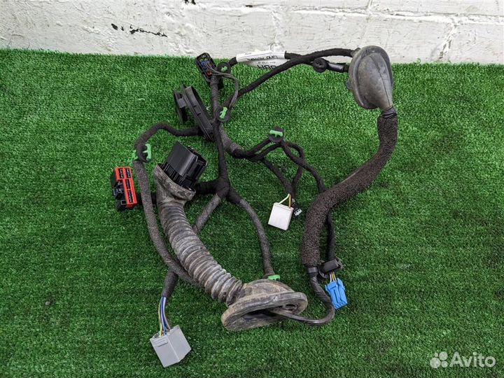 Проводка двери задней левой Land Rover Freelander