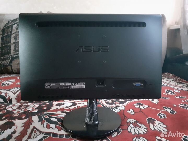 Монитор Asus VS197DE