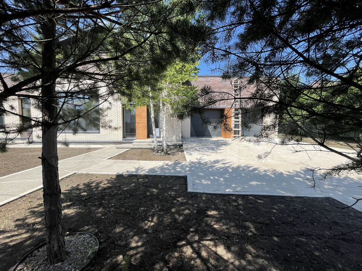 Дом 303 м² на участке 20 сот.