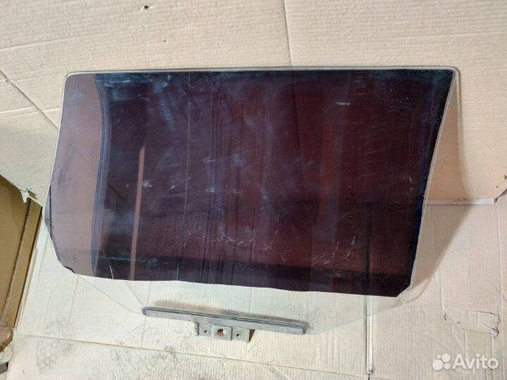 Стекло двери заднее левое Ваз LADA 2114 хэтчбек