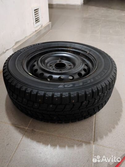 Dunlop SP Winter Ice 07 195/65 R15