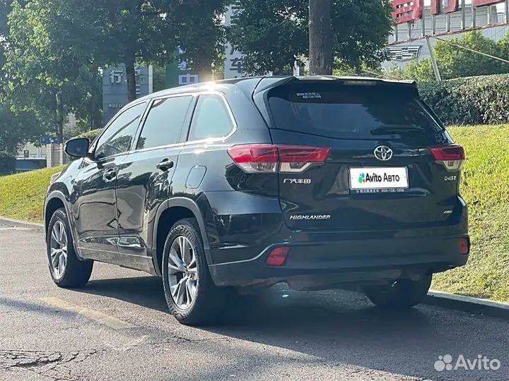 Toyota Highlander 2.0 AT, 2021, 12 000 км