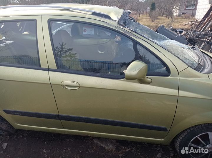 Дверь шевроле спарк