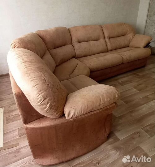 Угловой диван