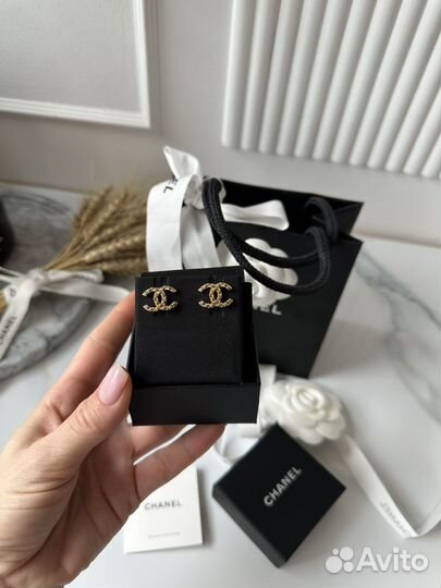 Серьги Chanel оригинал новые комплект бутика