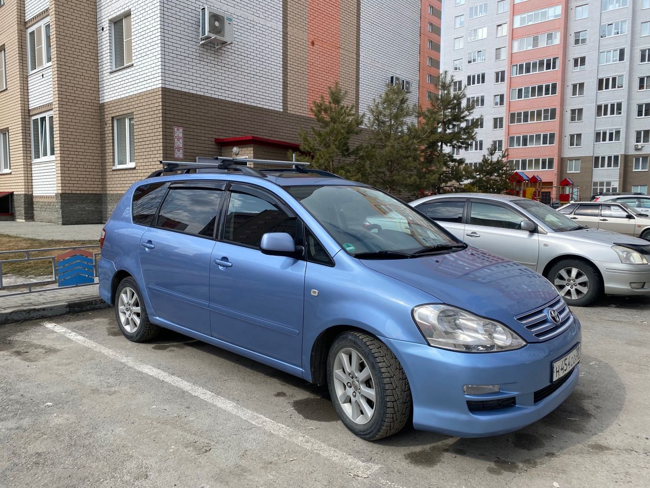 Toyota Avensis Verso
