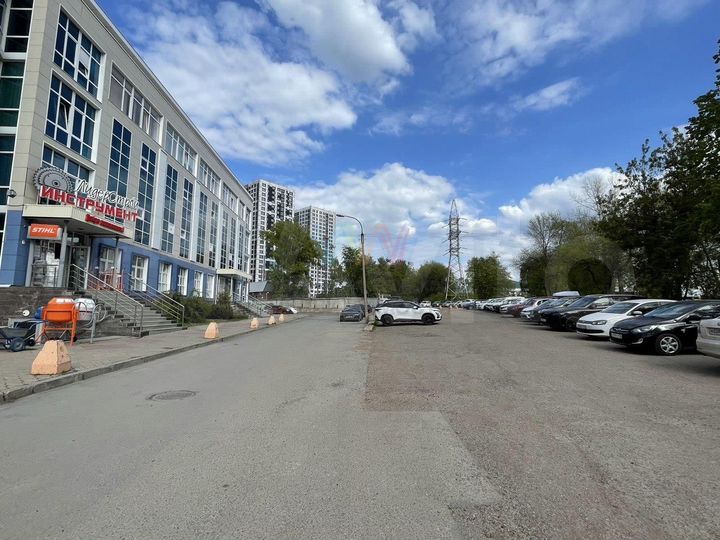 Офисное здание 4 этажа 2959 м2 на Менделеева 134/4