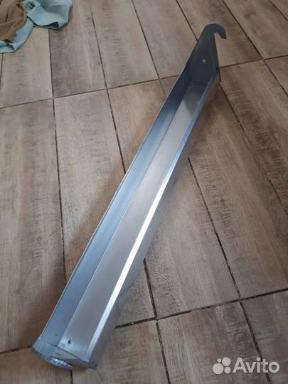 Кормушка навесная сталь