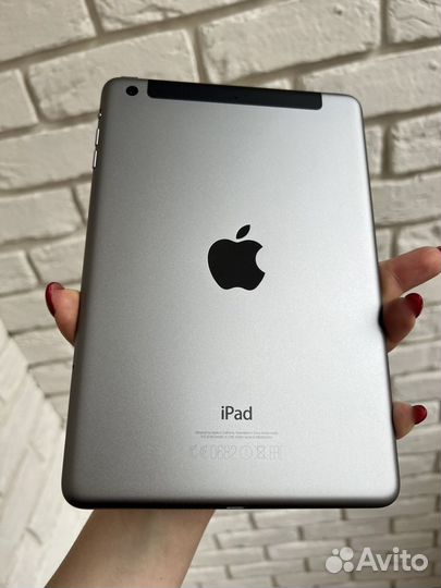 iPad mini 3 (Wi-Fi + Cellular) 128 гб