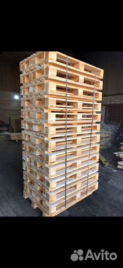 Рабочие на производство поддонов