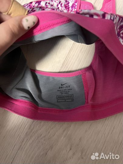 Спортивный топ nike