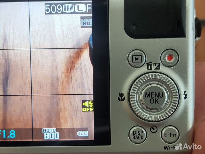 Компактный фотоаппарат fujifilm XQ1