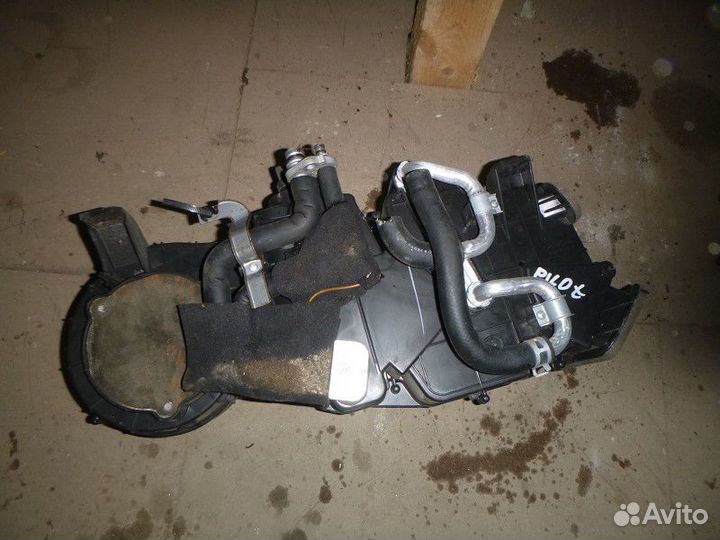 Корпус печки honda pilot 2008-2015