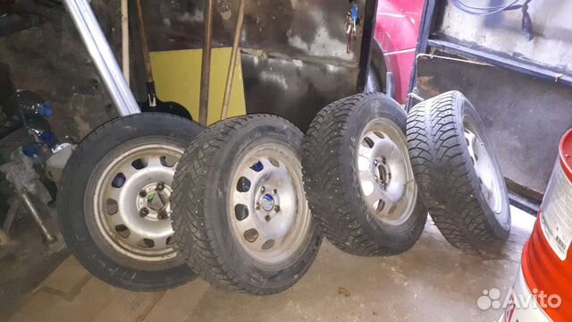 Nordman Nordman 4 215/65 R16