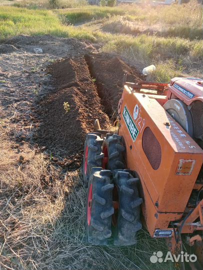 Траншее копатель, бара, грунторез