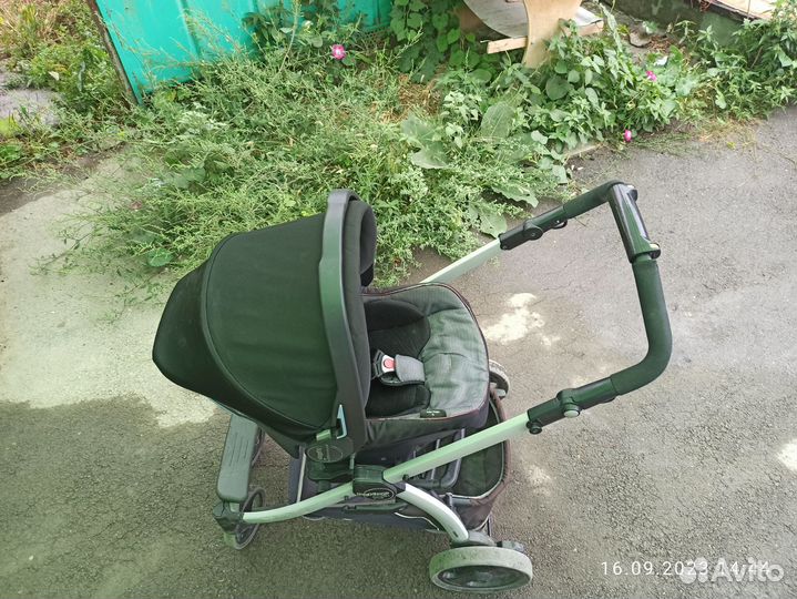 Автолюлька с шасси Peg Perego